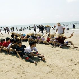 Khach San Cho Nhom Ban O Hai Tien – Phong Doi Gan Khu Vui Choi 3